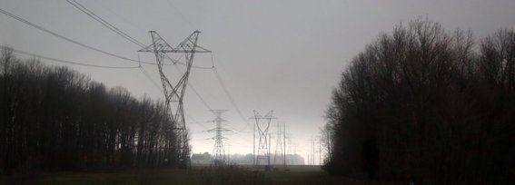 Indiana, High voltage powerlines in light fog