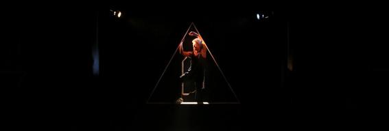 Simon Lyndon in Anaconda at Bondi Pavillion 2013. Lighting Design by Toby K